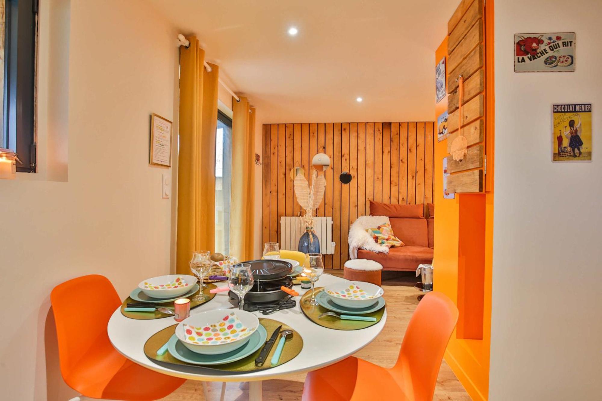 Vintage - Les Belles Ouvrieres Chalet *