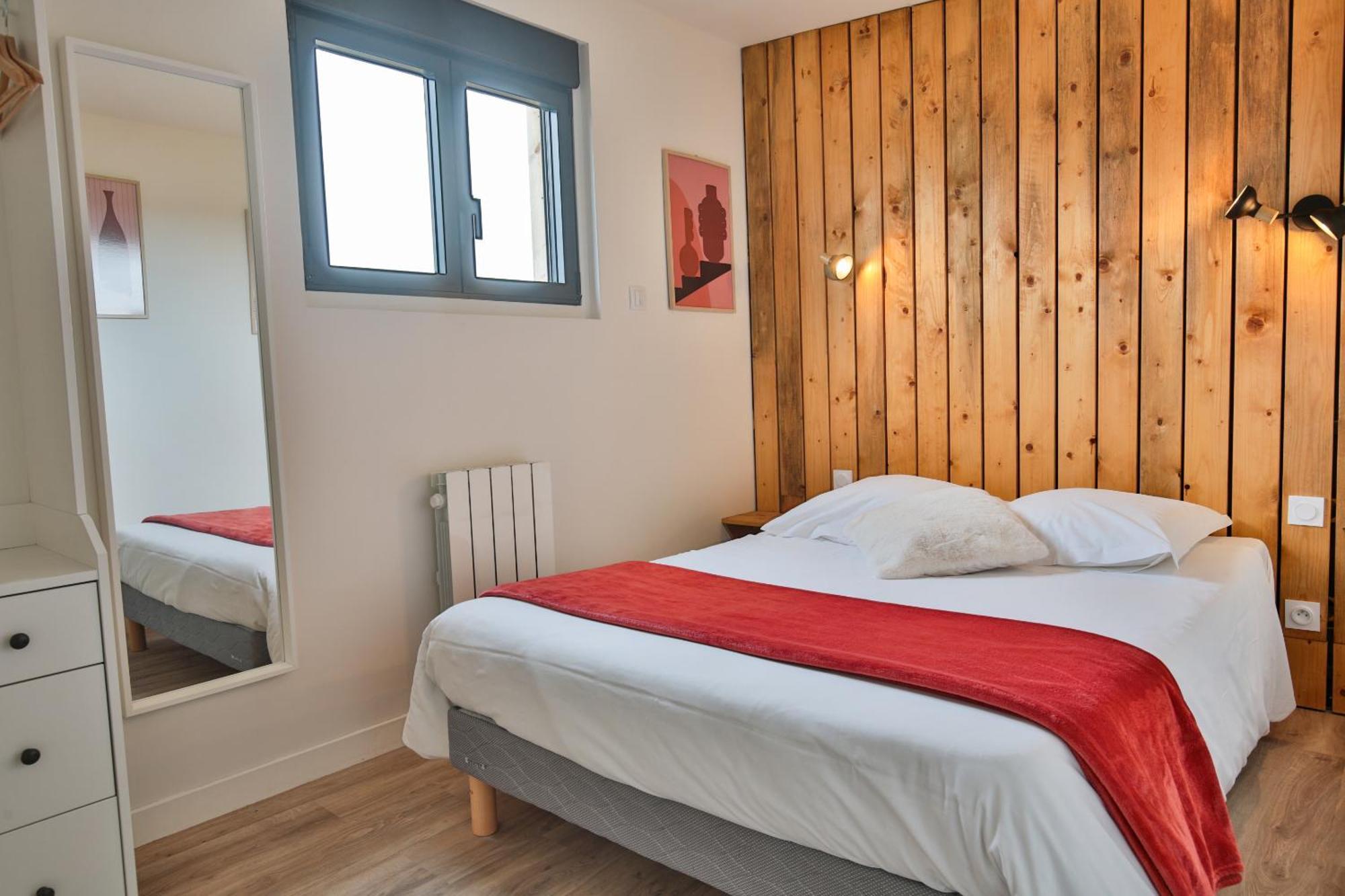 Vintage - Les Belles Ouvrieres Chalet